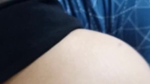 Mi esposo folla mi vagina estrecha y se corre dentro