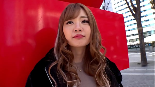 Parte iSommelier de pollas grandes y chica daruma lamiendo