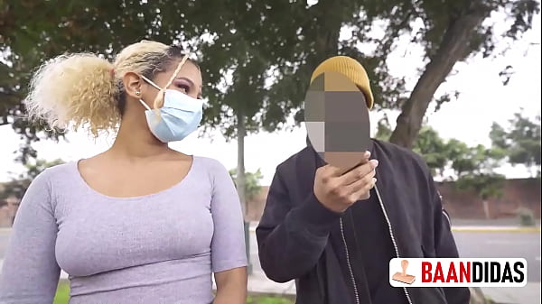 Venezuelan ends up with her partner when she is discovered as unfaithful and celebrates by failing with a stranger.