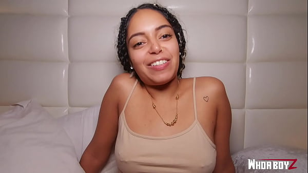 Puta latina recibiendo creampie de bbc por primera vez