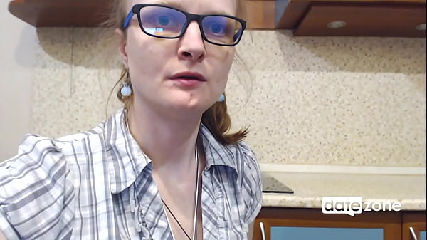 Datezone.com - Hot amateur MILF in the kitchen