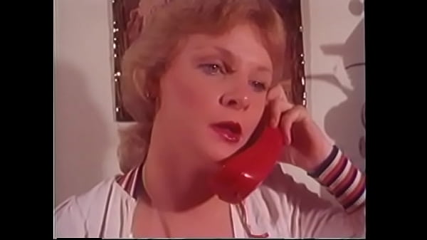 Hardcore vintage rubia es follada en el coño