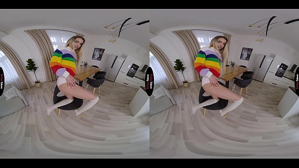 tabú virtual - elena vedem y su encantador suéter