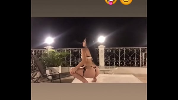 Sexy Colombian dancing
