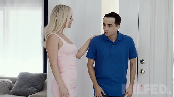 Booty sMom Seduces her Son-in-law MILFED