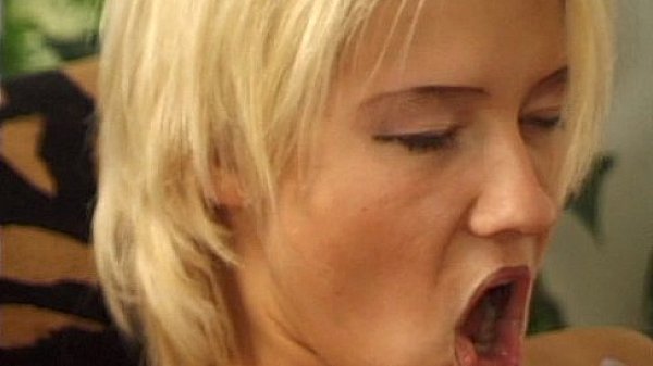 juliareavesolivia sweety i8 no 9 scene 8 cumshot fuck bigtits boobs shaved