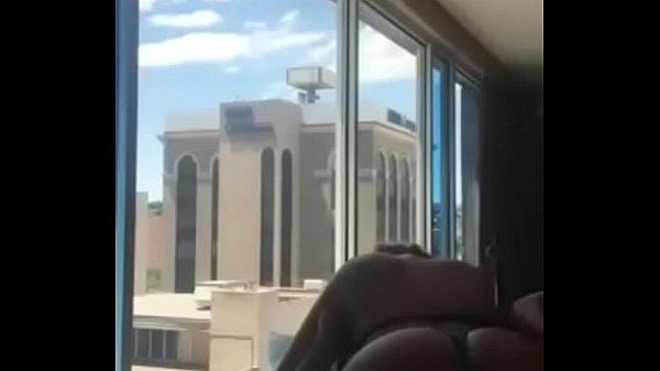 Rubia hace porno casero paseo chupar y follar duro amateur