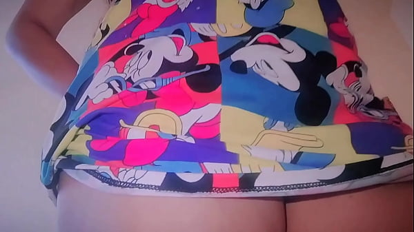 POV, ¡ME FOLLO A MI MADRASTRA! PERDÓN VIEJO PERO MI MADRASTRA CACHONDA ME DICE QUE SI NO LE HAGO EL AMOR ME VOTA DE LA CASA, SEXO REAL CASERO AMATEUR, madrastra e hijastro casero.