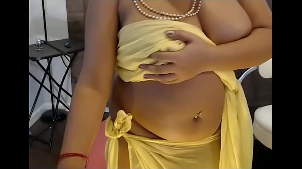 Amateur gruesa se une al porno de la cámara