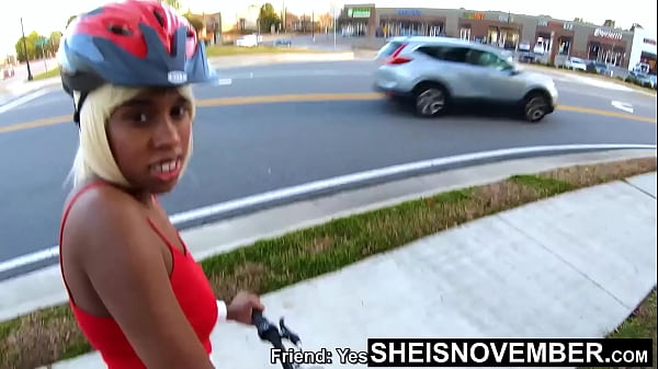 ¡Me debes un coño por comprarte la cena, perra! Shy Black Babe Sheisnovember Back Broke Rough Doggystyle por BestFriend Cómo gastar dinero y querer follar después de mamar Areolas grandes Ubre de ébano natural y luego Po