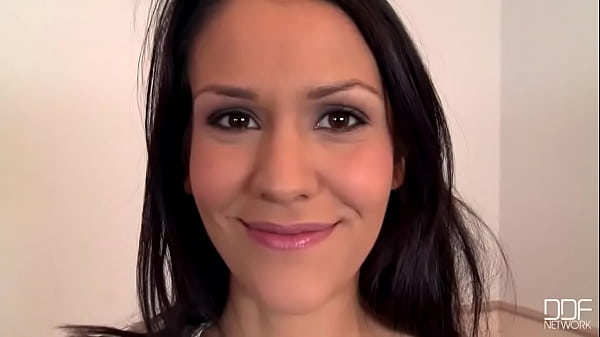 ¡Loco Para Piernas Latinas!
