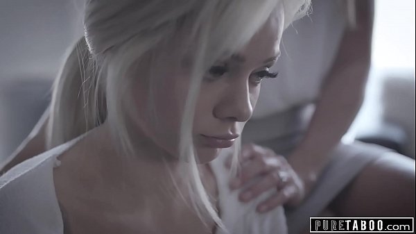PURE TABOO Madrastra se folla a la tímida Elsa Jean