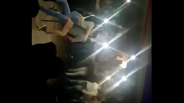 RICH AND SEXY COLOMBIAN DANCES IN BAR