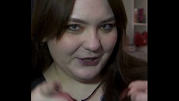 Historia pornográfica de SH: comparten un beso lleno de semen después de una dulce penetración anal.