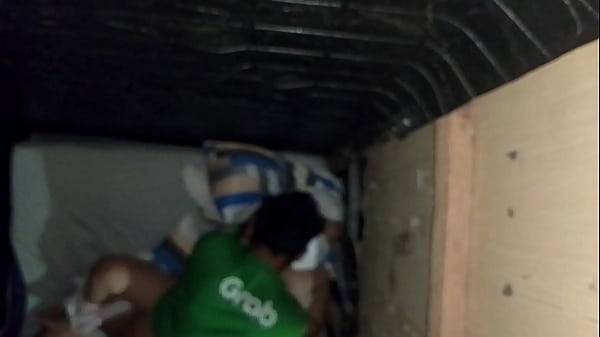 Mamá pinay gordita asiática caliente tiene sexo en el hotel parte 2