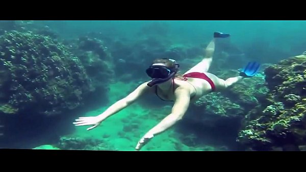 Swimming Underwater Girls Full HD [HD, 72op]