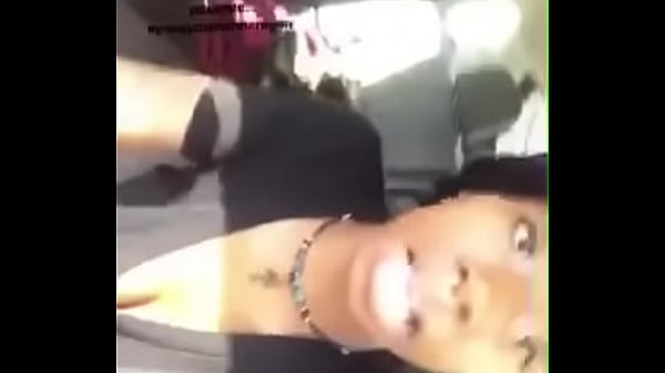 Ebonys gruesos en el gimnasio