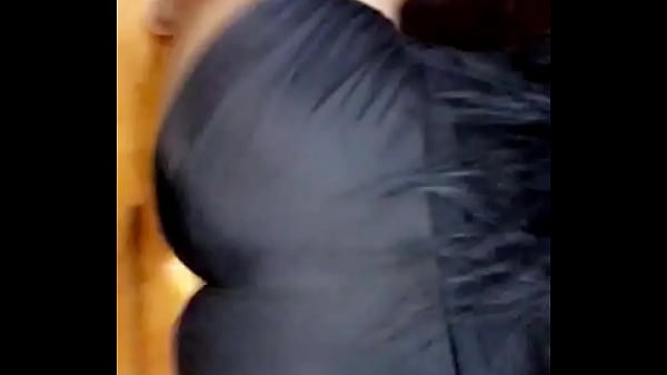 Gran culo de ébano twerk