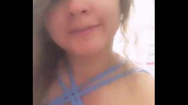 Española mostrando sus tetas en Mlive