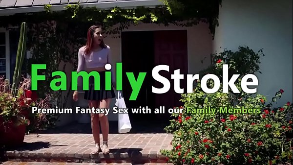 R de la hijastra exótica. en Padrastro: Full HD FamilyStroke