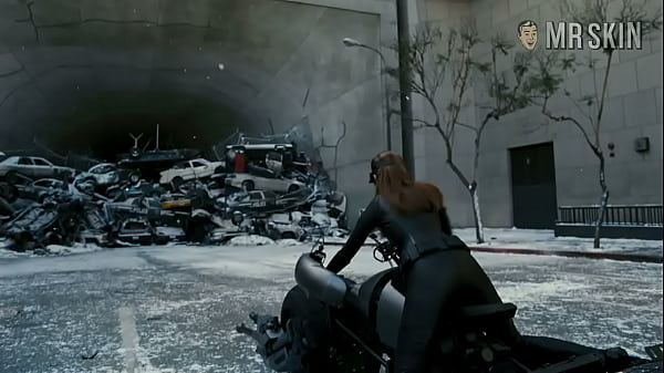 DarkRises-hathaway-hd-oi-hd